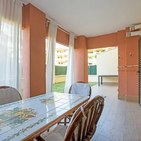 Belvilla By Oyo Beachfront Zahara Apartment *