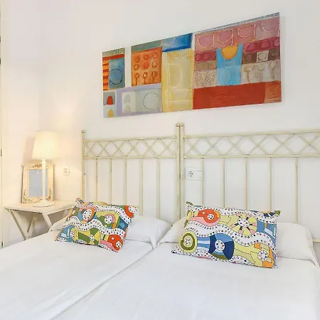Belvilla By Oyo Beachfront Zahara Apartment *