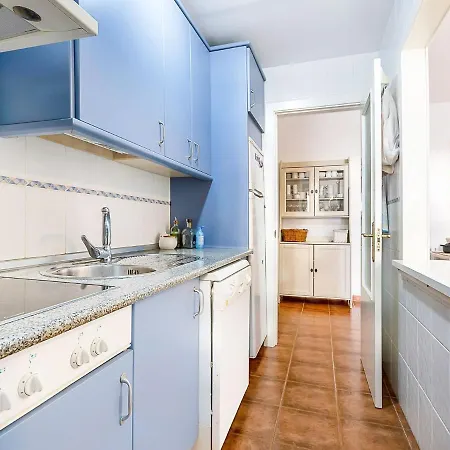 Belvilla By Oyo Beachfront Zahara Apartment *